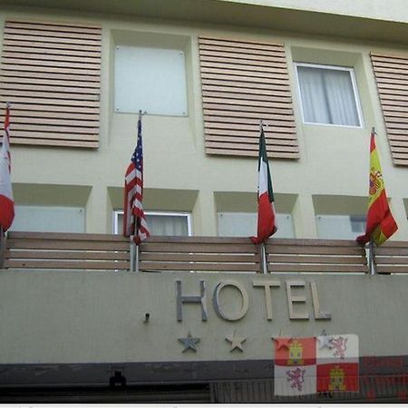 Hotel Castilla Y Leon 과달라하라 외부 사진